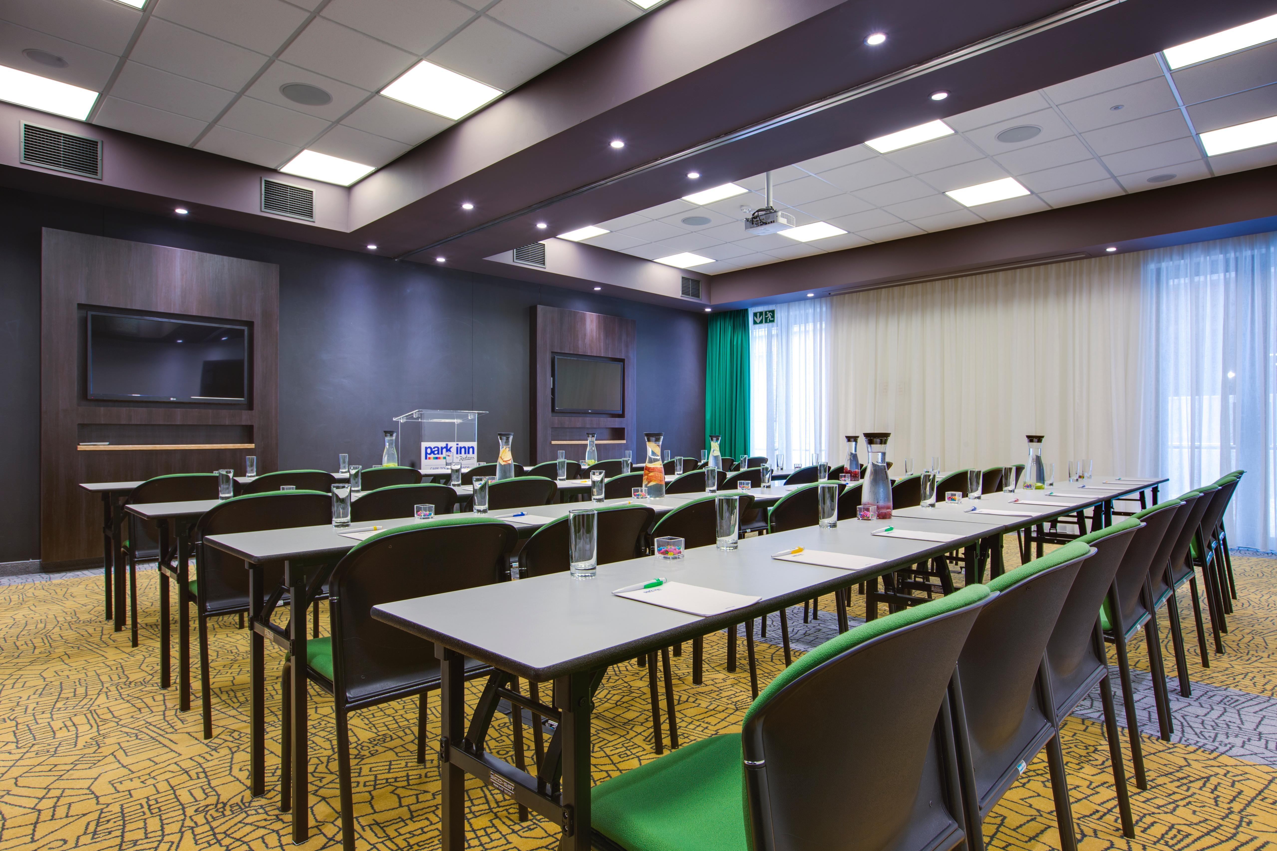 Park Inn By Radisson Cape Town Newlands Екстериор снимка
