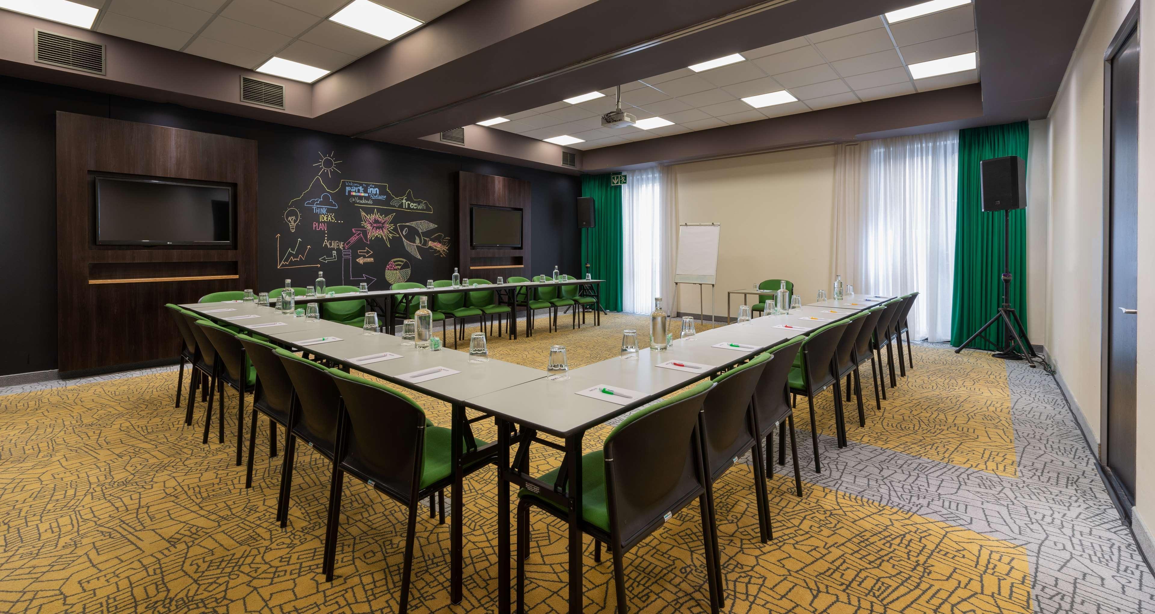 Park Inn By Radisson Cape Town Newlands Екстериор снимка