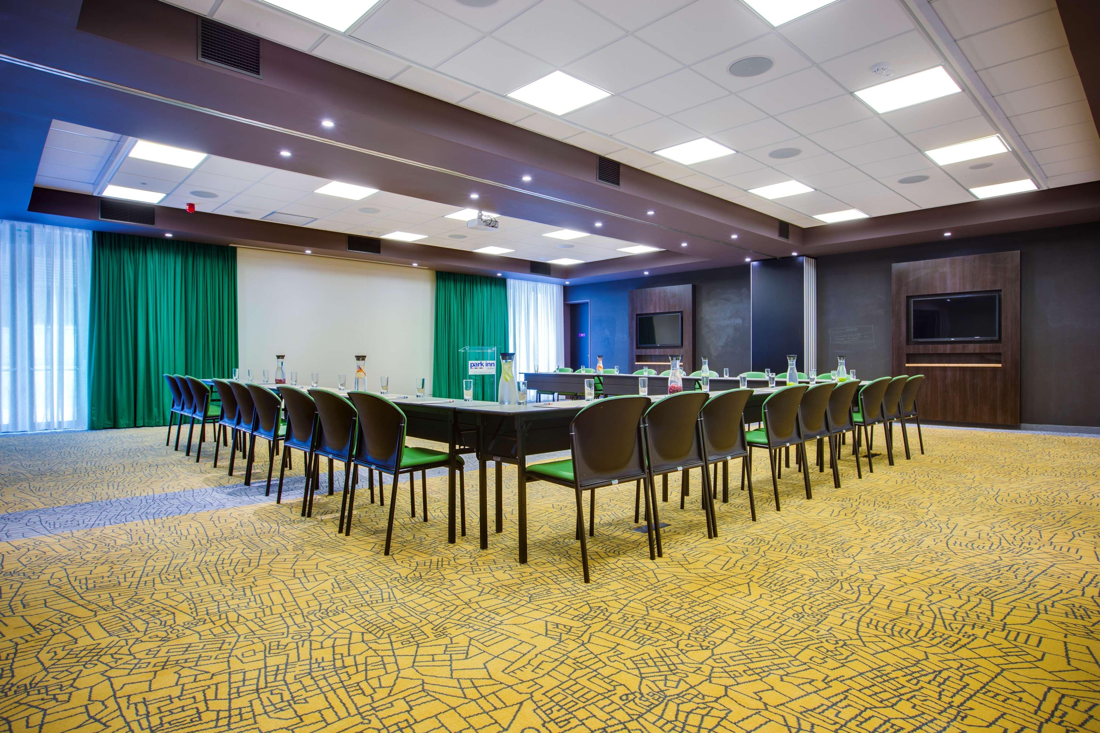 Park Inn By Radisson Cape Town Newlands Екстериор снимка